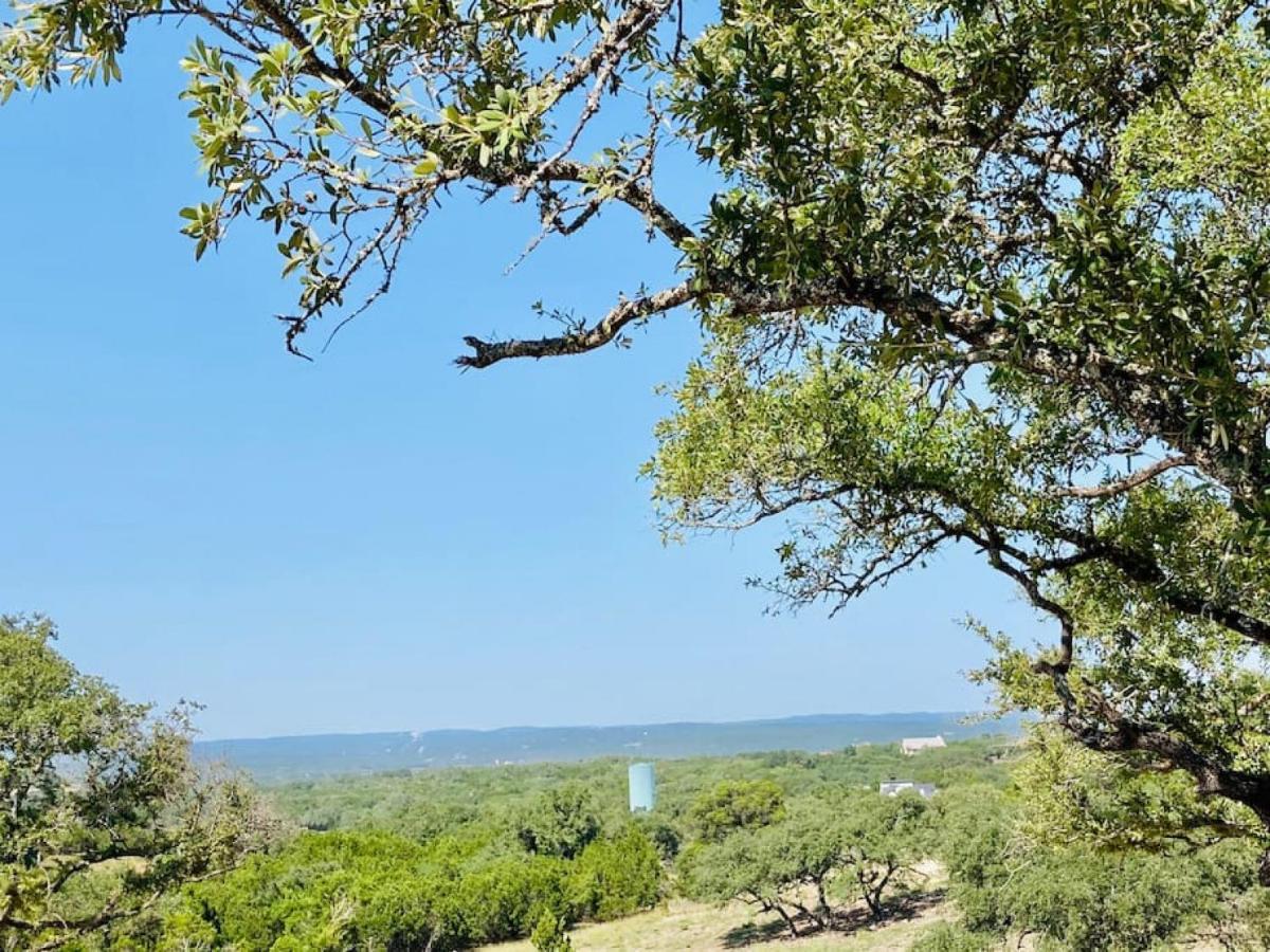 Villa Hummingbird Haus - Hill Country Views On 20 Acres With Firepit à Spring Branch Extérieur photo